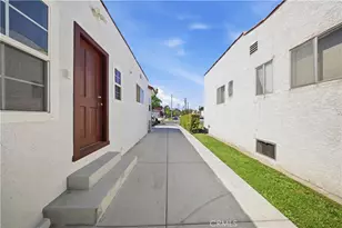 1572 S Ridgeley, Los Angeles, CA 90019 - Photo 35