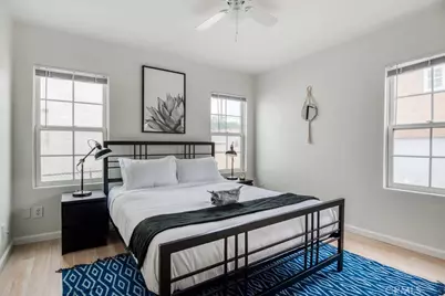 1572 S Ridgeley, Los Angeles, CA 90019 - Photo 11