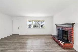 40974 156th St, Lake Los Angeles, CA 93535 - Photo 13