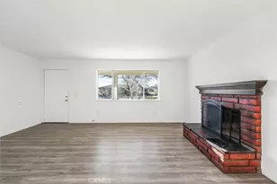 40974 156th St, Lake Los Angeles, CA 93535 - Photo 13