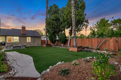 20768 Skouras Drive, Winnetka, CA 91306 - Photo 29