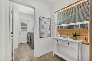 20768 Skouras Dr, Winnetka, CA 91306 - Photo 15