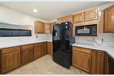 8155 W Avenue E, Lancaster, CA 93536 - Photo 13