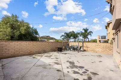 19904 Holly Drive, Saugus, CA 91350 - Photo 33
