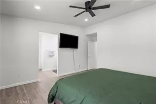 19904 Holly Dr, Saugus, CA 91350 - Photo 27