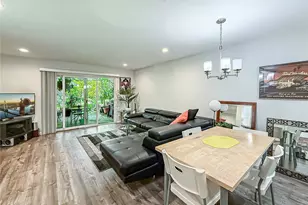 7050 Shoup Ave, Canoga Park, CA 91303 - Photo 15