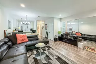 7050 Shoup Ave, Canoga Park, CA 91303 - Photo 17
