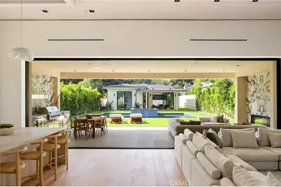 11826 Kling Street, Valley Village, CA 91607 - Photo 17