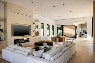 11826 Kling St, Valley Village, CA 91607 - Photo 15