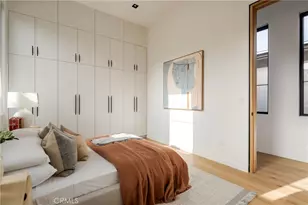11826 Kling St, Valley Village, CA 91607 - Photo 47