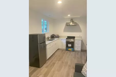 20933 Hemmingway Street, Canoga Park, CA 91304 - Photo 33