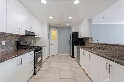 5350 White Oak #413, Encino, CA 91316 - Photo 3