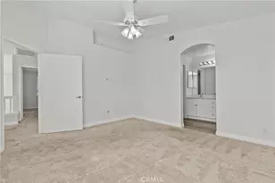 23147 Napa, Valencia, CA 91354 - Photo 33