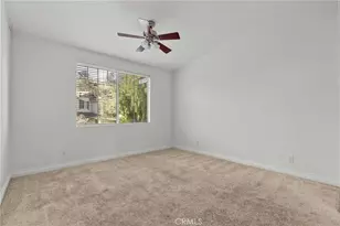 23147 Napa, Valencia, CA 91354 - Photo 35