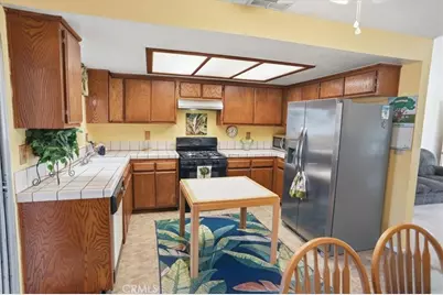 42939 Sunny, Lancaster, CA 93536 - Photo 7
