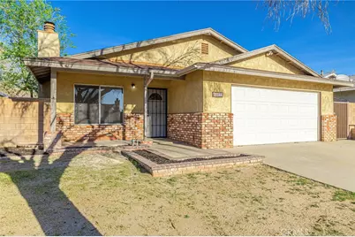 44422 Sancroft, Lancaster, CA 93535 - Photo 3