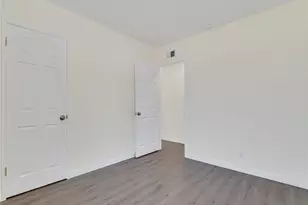 8150 Kelvin Ave, Winnetka, CA 91306 - Photo 23