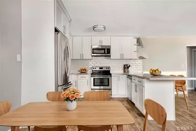 6520 Shirley, Reseda, CA 91335 - Photo 5