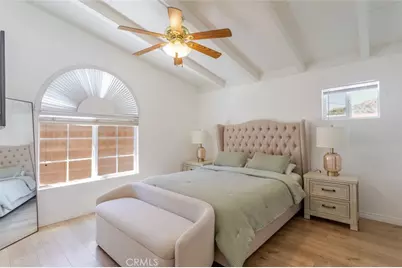 22459 Guadilamar Drive, Saugus, CA 91350 - Photo 17