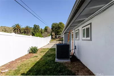 22459 Guadilamar Drive, Saugus, CA 91350 - Photo 35