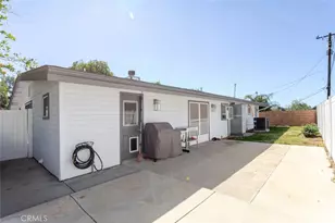 22459 Guadilamar Dr, Saugus, CA 91350 - Photo 37