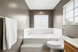 18326 Elkwood, Reseda, CA 91335 - Photo 43