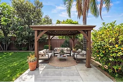 18326 Elkwood, Reseda, CA 91335 - Photo 49