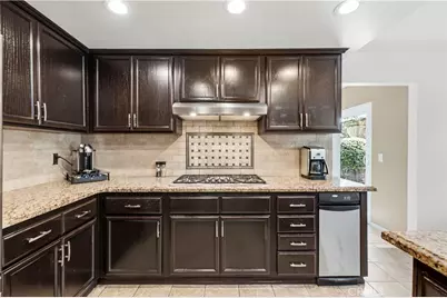 18326 Elkwood, Reseda, CA 91335 - Photo 21