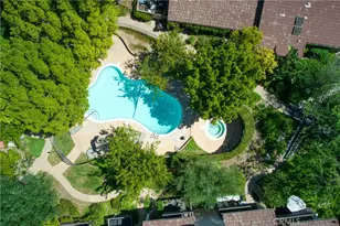 21900 Marylee St, Woodland Hills, CA 91367 - Photo 37