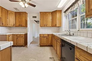 10314 Encino, Granada Hills, CA 91344 - Photo 19