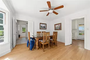 4874 Palo Dr, Tarzana, CA 91356 - Photo 15