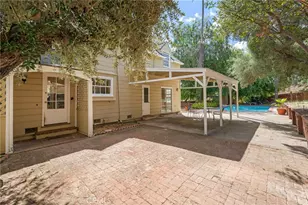 4874 Palo Dr, Tarzana, CA 91356 - Photo 35