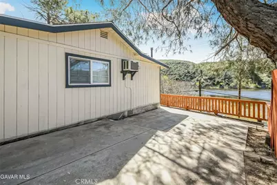 17743 Elizabeth Lake, Lake Hughes, CA 93532 - Photo 31