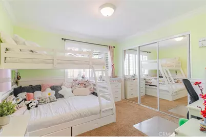 26520 Partridge Drive, Canyon Country, CA 91387 - Photo 23