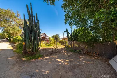 23324 Raymond Street, Chatsworth, CA 91311 - Photo 29