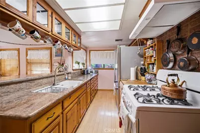 23324 Raymond Street, Chatsworth, CA 91311 - Photo 9