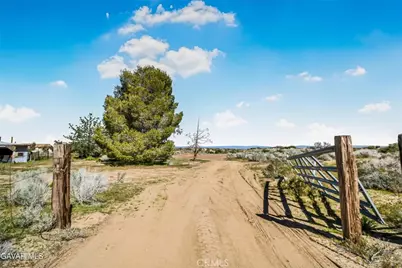 31720 96th Street East, Littlerock, CA 93543 - Photo 35