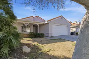 44919 Fenhold, Lancaster, CA 93535 - Photo 9