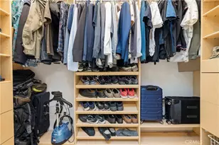 23656 White Oak Ct, Newhall, CA 91321 - Photo 25