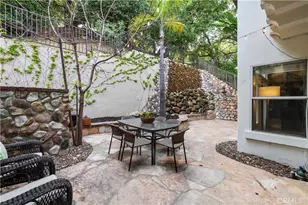 23656 White Oak Ct, Newhall, CA 91321 - Photo 43