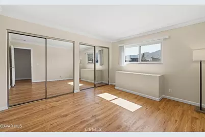 3220 Altura Avenue #220, Glendale, CA 91214 - Photo 17