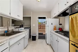 22943 Cantlay St, West Hills, CA 91307 - Photo 11