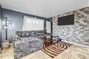 7904 Laurel Canyon, North Hollywood, CA 91605 - Photo 17