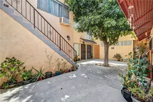 7904 Laurel Canyon, North Hollywood, CA 91605 - Photo 9