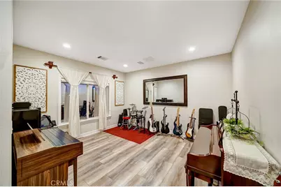 8739 W Avenue C8, Lancaster, CA 93536 - Photo 11