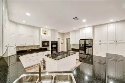 8739 W Avenue C8, Lancaster, CA 93536 - Photo 19