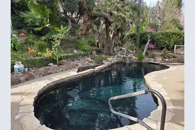 25447 Via Novia, Valencia, CA 91355 - Photo 19