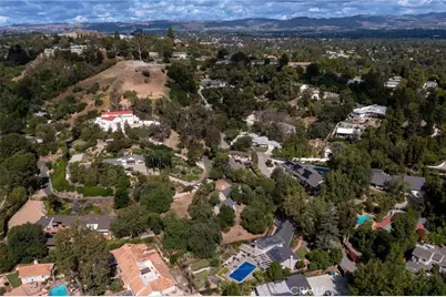 4874 Palo Drive, Tarzana, CA 91356 - Photo 37