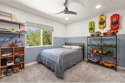 30161 Valley Glen Street, Castaic, CA 91384 - Photo 35