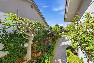 777 Covewood St, Oak Park, CA 91377 - Photo 33